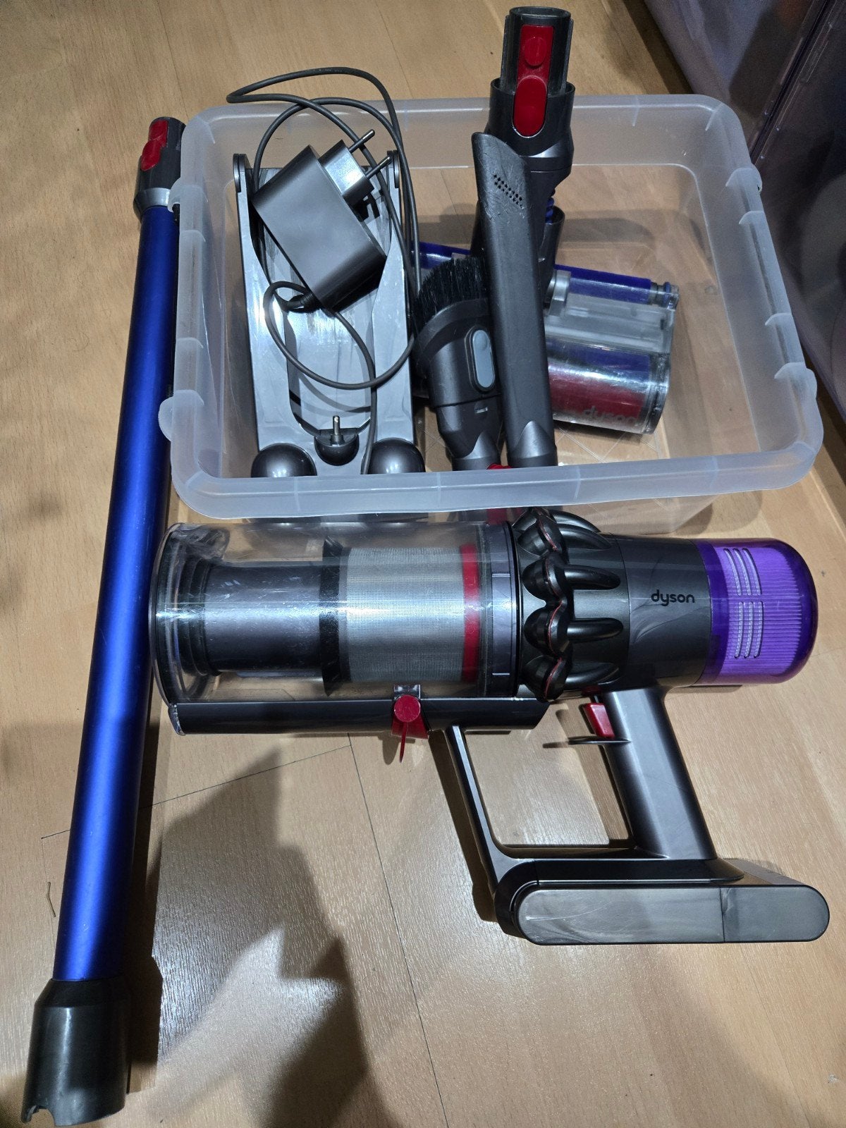 Dyson Cyclone V11