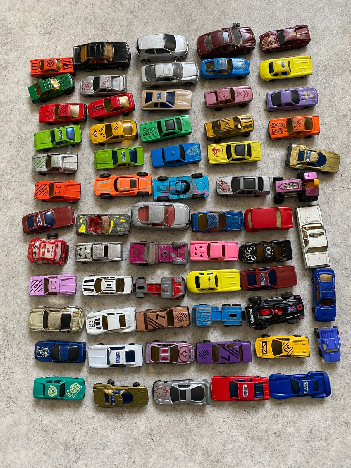 Metalen autotjes 60 stuks, Ophalen, Gebruikt