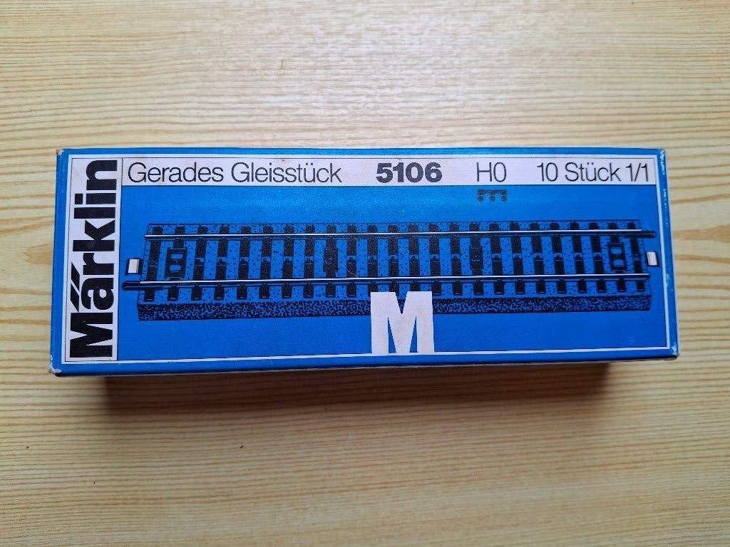 Märklin 5106 – Doos met 10 rechte M-rails, Ophalen, Wisselstroom, Gebruikt, Rails
