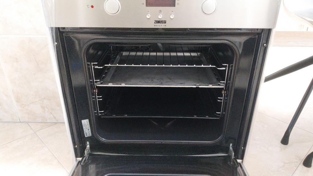 Zanussi Oven, Elektronische apparatuur, Gebruikt, Oven, Hete lucht, Inbouw