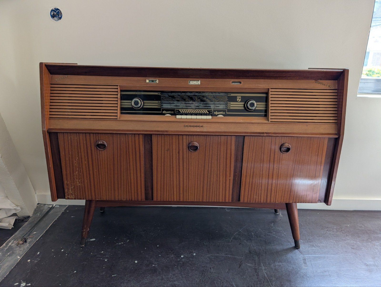 Vintage radio meubel '60 Philips Reverbeo, Ophalen