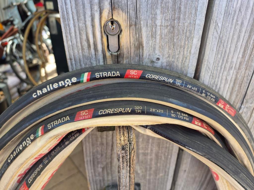 Nieuwe Challenge Strada SC Pro series tubes, Fietsen en Brommers, Fietsonderdelen, Nieuw, Band, Oldtimerfiets, Racefiets, Tijdrit-/triatlonfiets