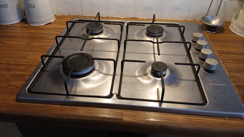 Cuisiniere gaz four electrique, Gaz, 4 zones de cuisson, Encastré, Enlèvement