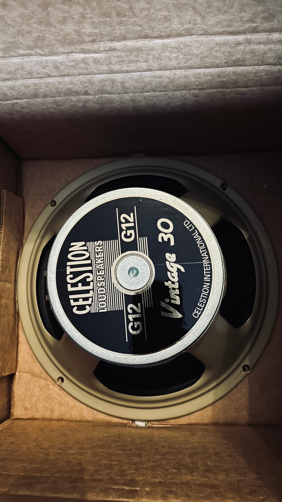 Celestion V30 16ohm speaker, Musique & Instruments, Amplis | Basse & Guitare, Enlèvement ou Envoi, Comme neuf, Guitare, 50 à 100 watts