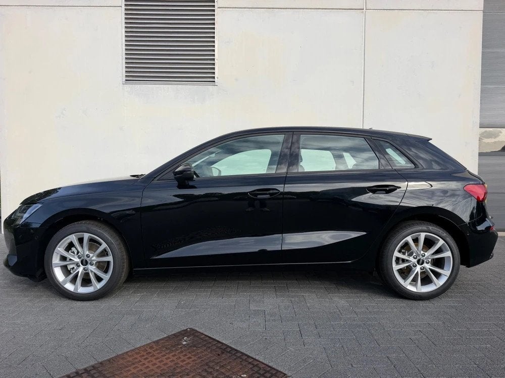 Audi A3 SPORTBACK ATTRACTION 35TFSI 150PK ZWART - REVERSE CA, Auto's, Automaat, Stof, 1498 cc, 4 cilinders