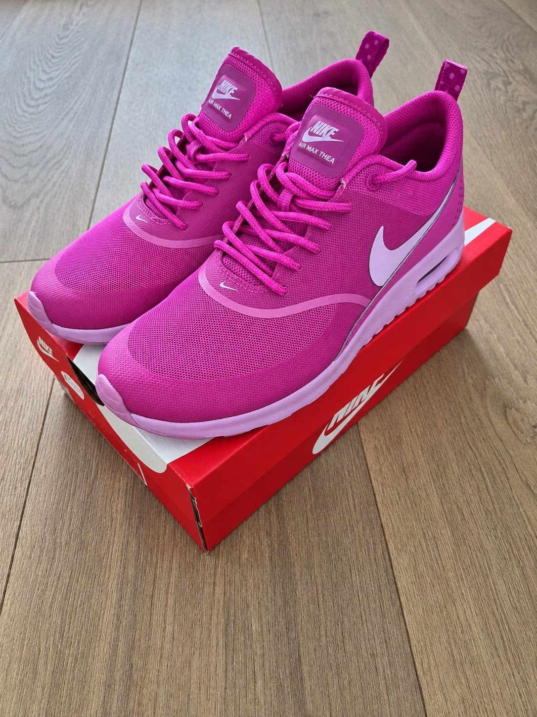 nike air max thea maat 38.5, Vêtements | Femmes, Neuf, Enlèvement ou Envoi, Rose, Sneakers et Baskets
