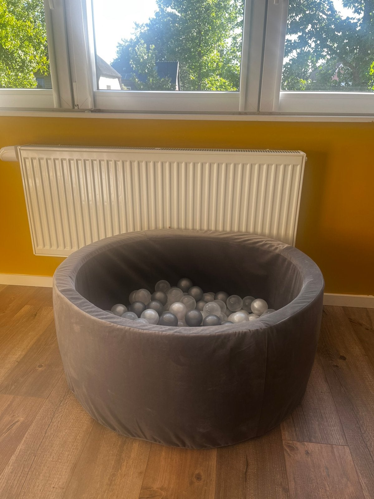 Misioo Ballenbad baby/peuter (met ballen), Ophalen, Zo goed als nieuw