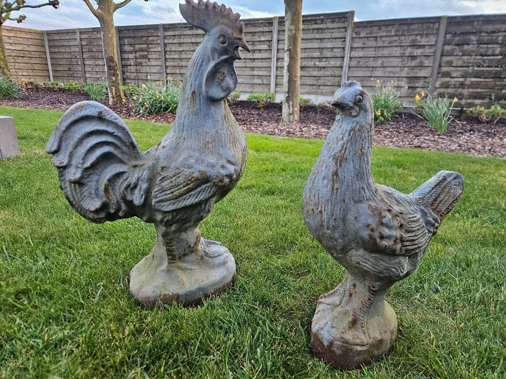 Zeer oude zware fonten haan en kip prachtige patina koopje!, Tuin en Terras, Ophalen of Verzenden, Zo goed als nieuw, Metaal, Dierenbeeld