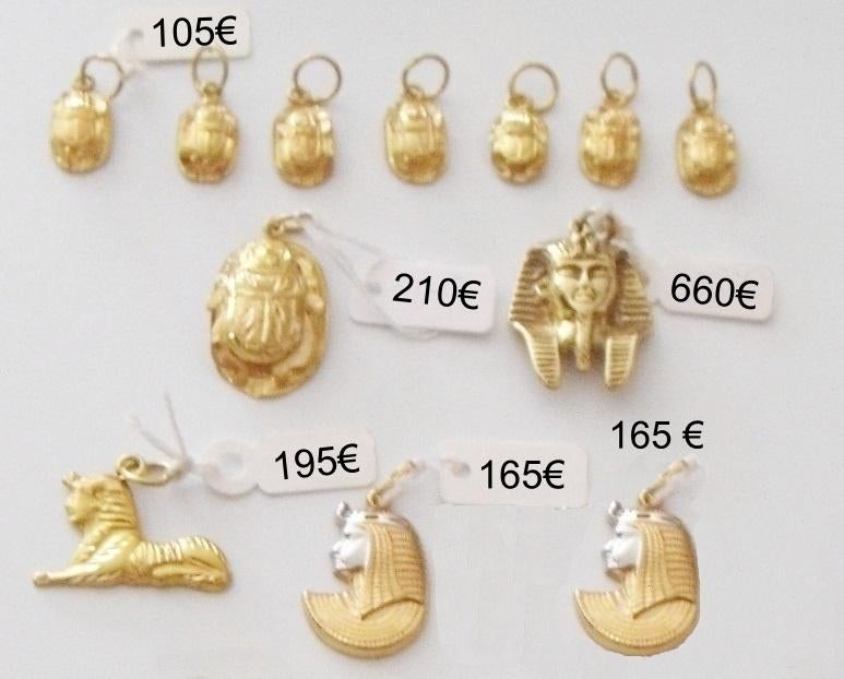 Pendentif scarabée / pharaon / Sphynx / Cléopâtre en or 18K, Neuf, Enlèvement ou Envoi, Or, Autres représentations