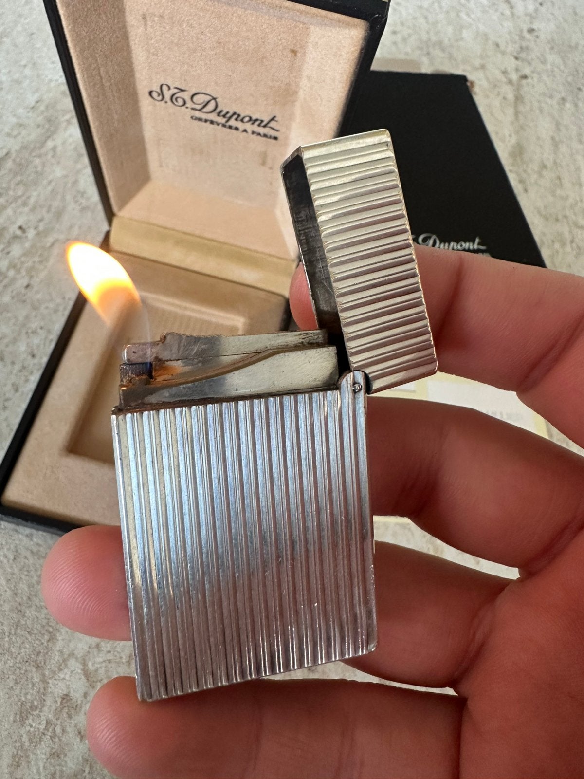 Briquet dupont line 2 avec boite, Collections, Enlèvement ou Envoi, Comme neuf, Briquet
