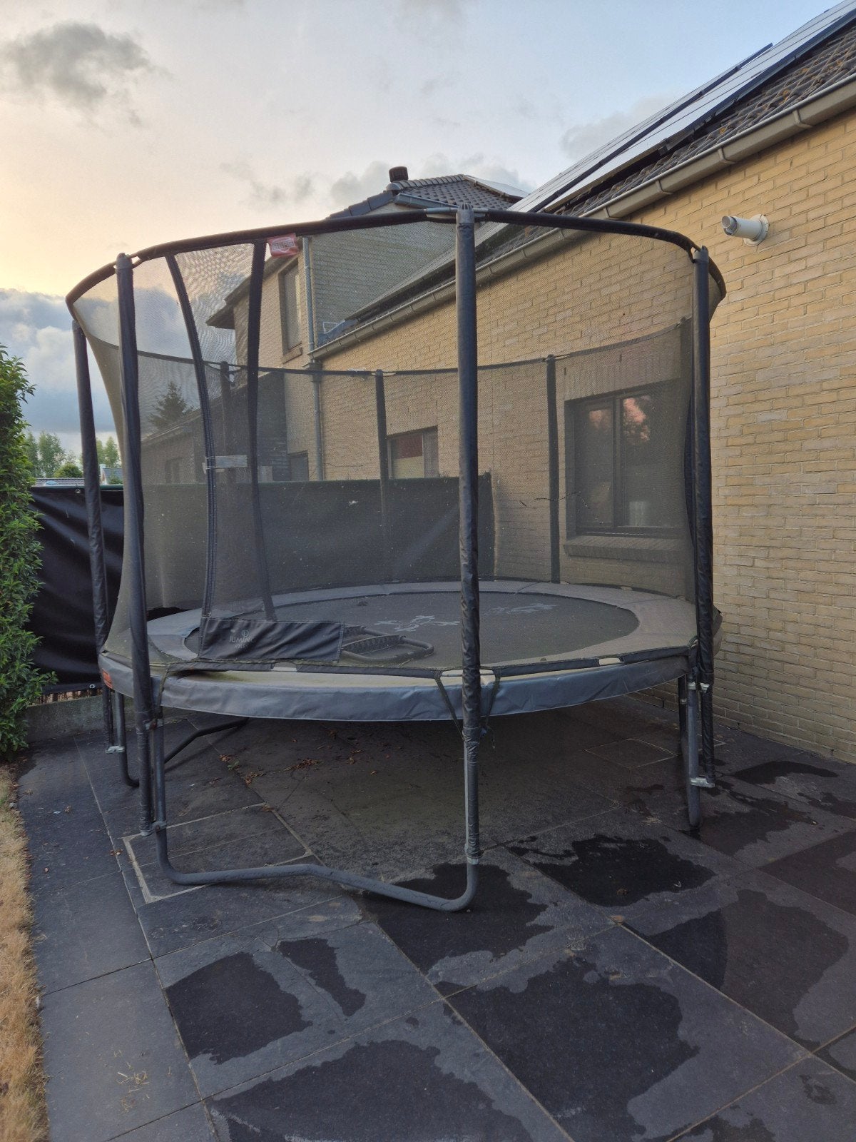 Trampoline Berg 330cm, Ophalen, Gebruikt