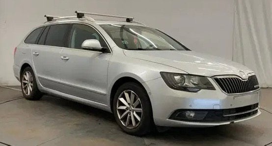 Skoda Superb 1.6TDI Full Option 230.000Km Xenon Pano Cuir, Auto's, Skoda, Euro 5, 1600 cc, Leder, 5 deurs