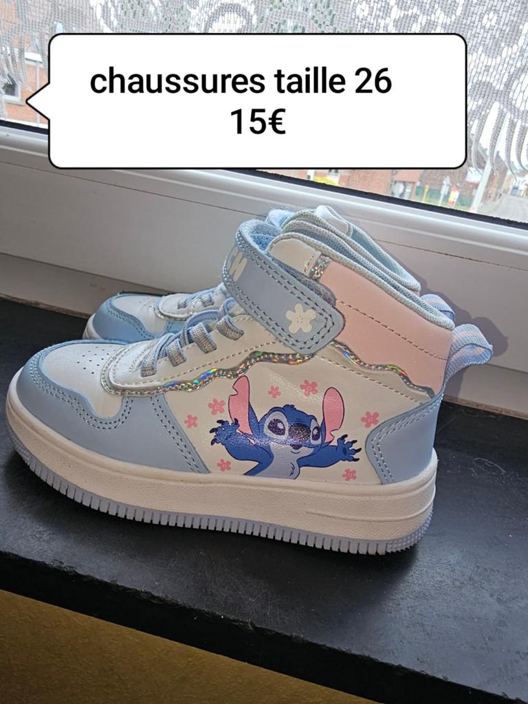 Chaussures comme neuf, Enfants & Bébés, Vêtements enfant | Chaussures & Chaussettes, Enlèvement