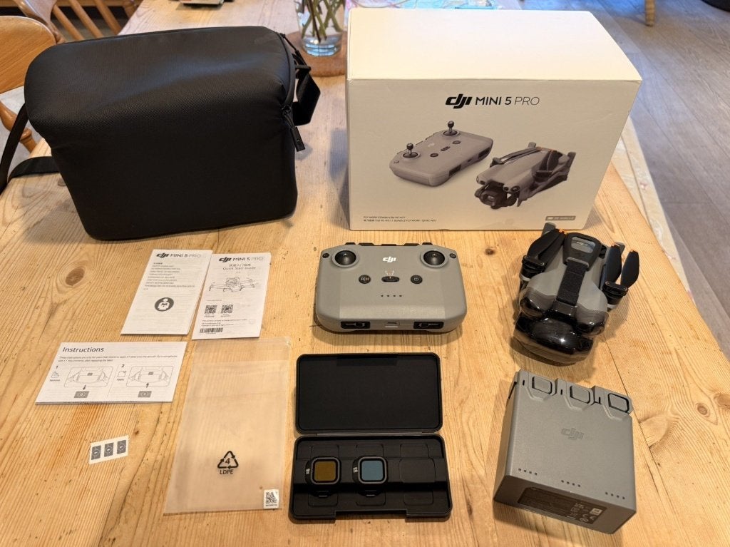 DJI Mini 5 Pro Fly More Combo (comme neuf) +ND filtres, TV, Hi-fi & Vidéo, Enlèvement ou Envoi, Comme neuf, DJI