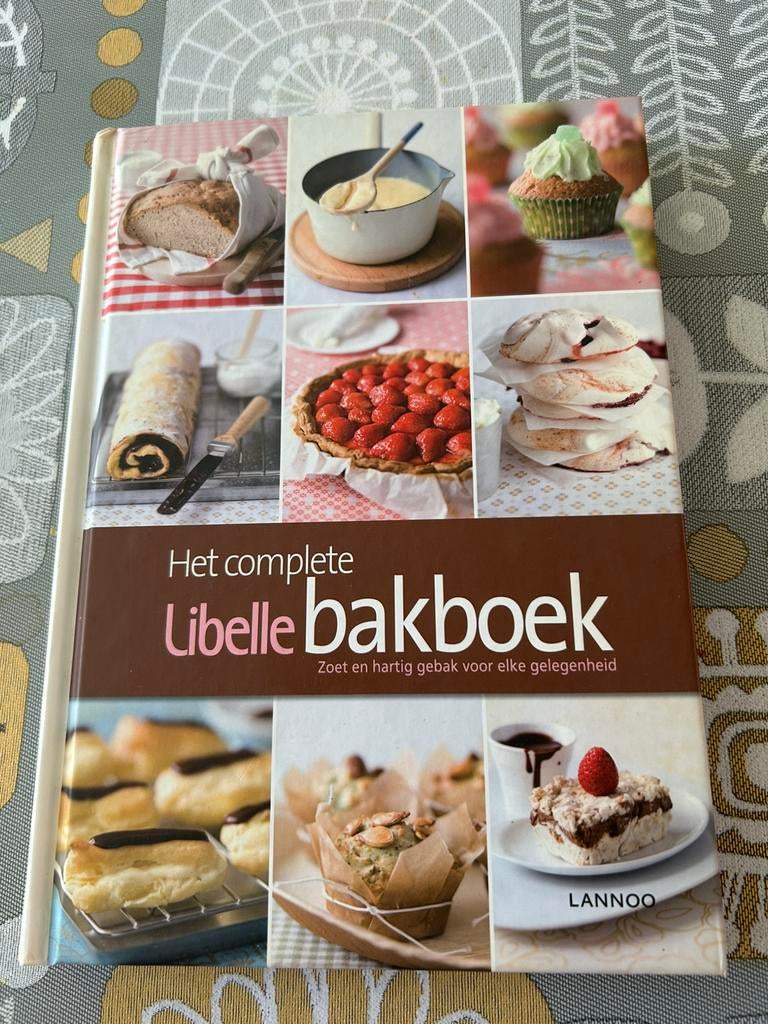 Het complete libelle bakboek, Ophalen, Zo goed als nieuw, Taart, Gebak en Desserts