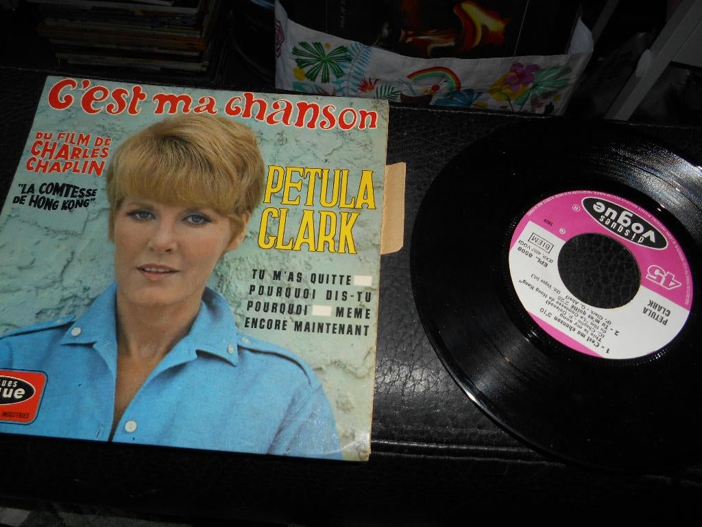 45T 4 pistes Petula Clark avec languette " c'est ma chanson", Enlèvement ou Envoi