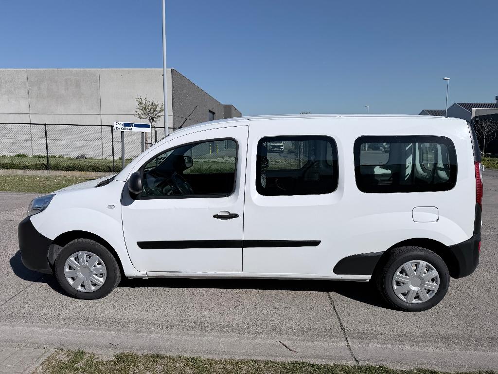 kangoo maxi L2/2021/Diesel/Lez ok  2030 5082,64€ hors TVA, Autos, Camionnettes & Utilitaires, Achat, Euro 6, Entreprise, Entretenue par le concessionnaire