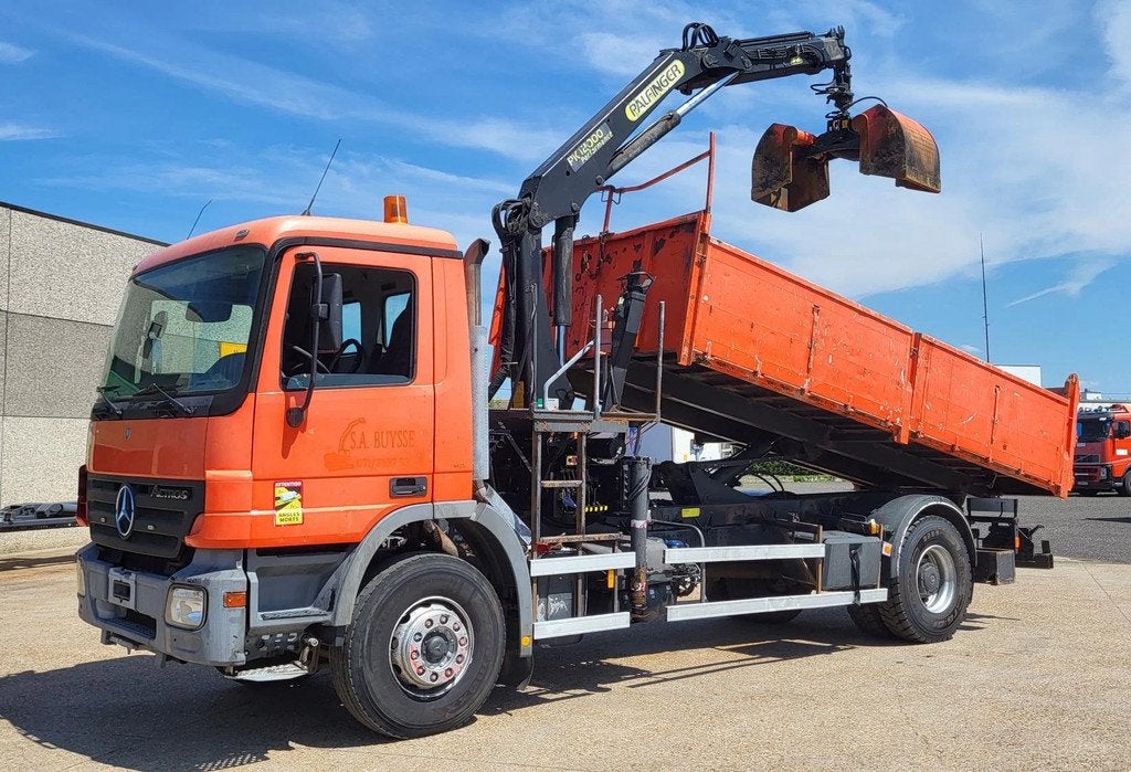 Mercedes-Benz Actros 1932 (année de construction 2005), Autos, Camions, Rouge, Achat, Entreprise, Mercedes-Benz