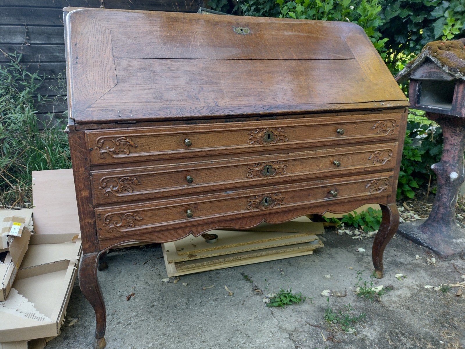 secretaire, Ophalen