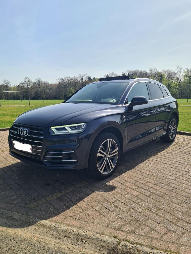 Audi Q5 55 TFSIE 2.0 Hybride/Benzine, Autos, Audi, Particulier, Q5, Hybride Électrique/Essence, 5 portes, Automatique, Noir, Cuir