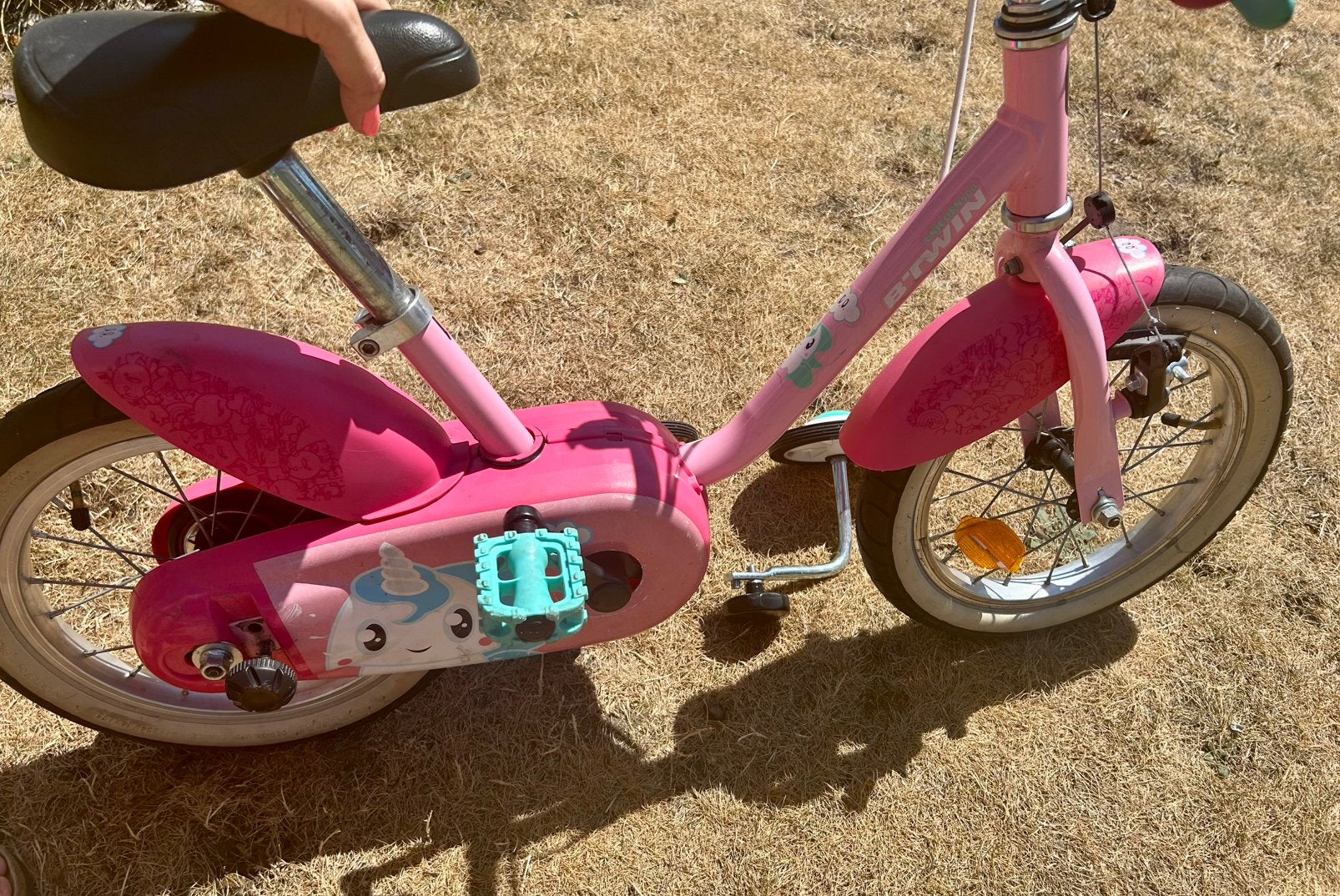 B’Twin - unicorn -kinderfiets- 14 inch+zijwieltjes+duwstang, Vélos & Vélomoteurs, Vélos | Vélos pour enfant, Utilisé, Moins de 16 pouces