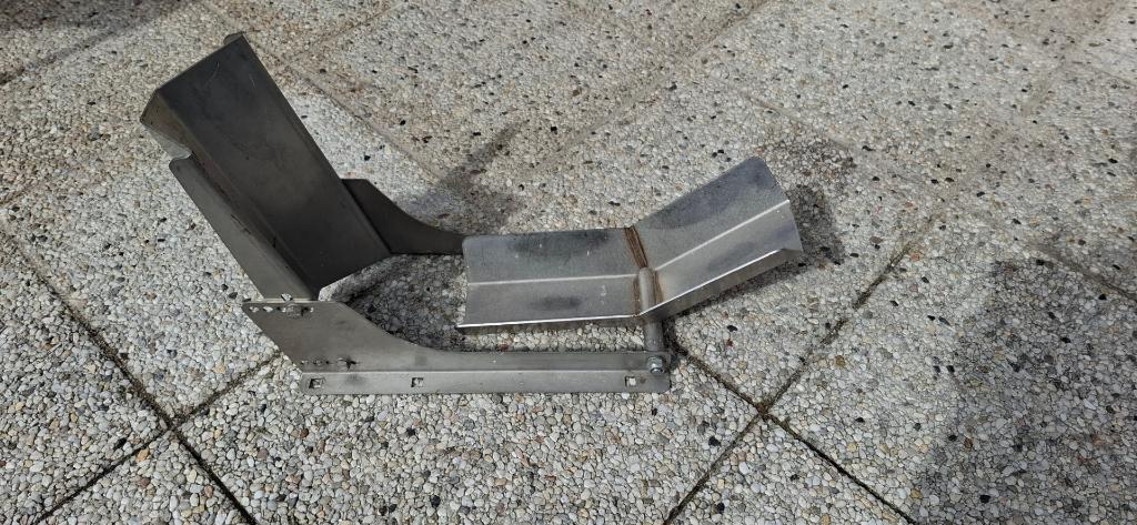 Motorsteun voor  aanhanger of camionette., Motoren, Ophalen, Nieuw