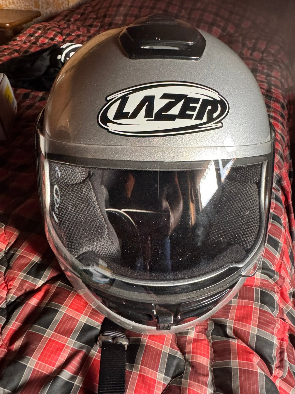 Laaer integraal helm motor of bromfiets, Ophalen of Verzenden, M