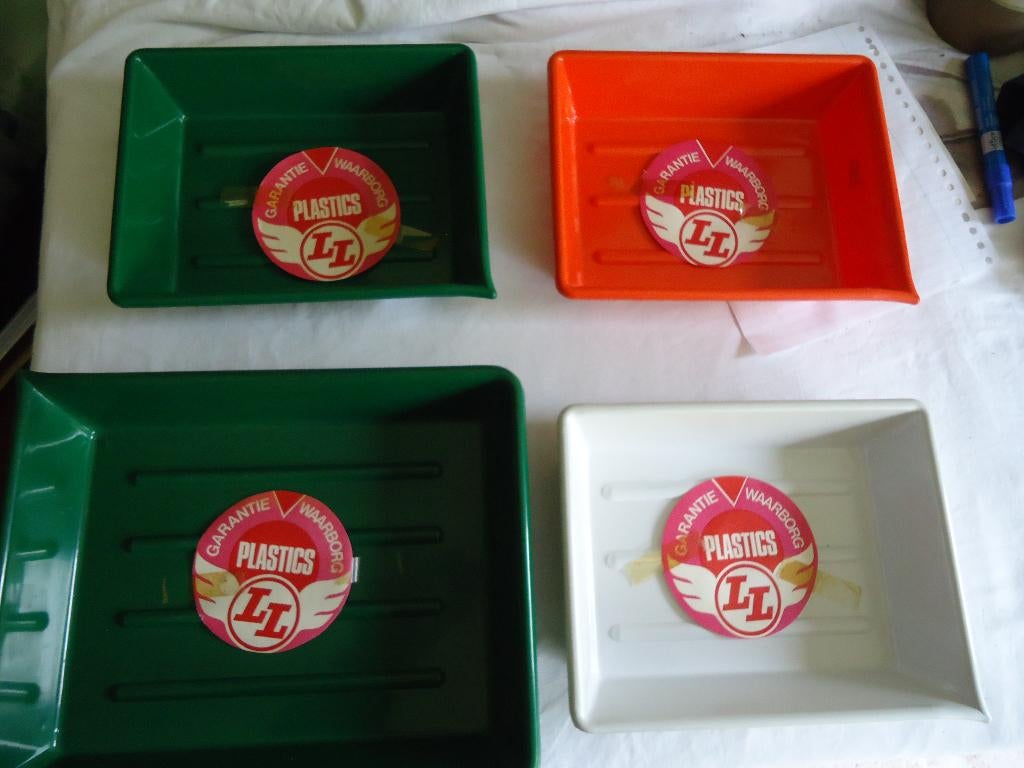 Keuken Vintage 1969 L L plastics L&L opbergbak made Belgie, Antiek en Kunst, Antiek | Keukengerei, Ophalen of Verzenden