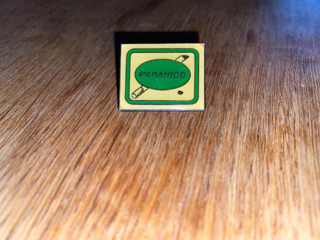 Pin’s Paranico vert blanc Collector ‘90s Rare ! TB état, Envoi, Utilisé, Marque, Insigne ou Pin's
