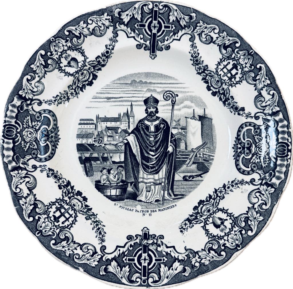 Zeldzaam antiek Gien bord „Saint Nicolas No. 11" museum, Antiek en Kunst, Ophalen of Verzenden