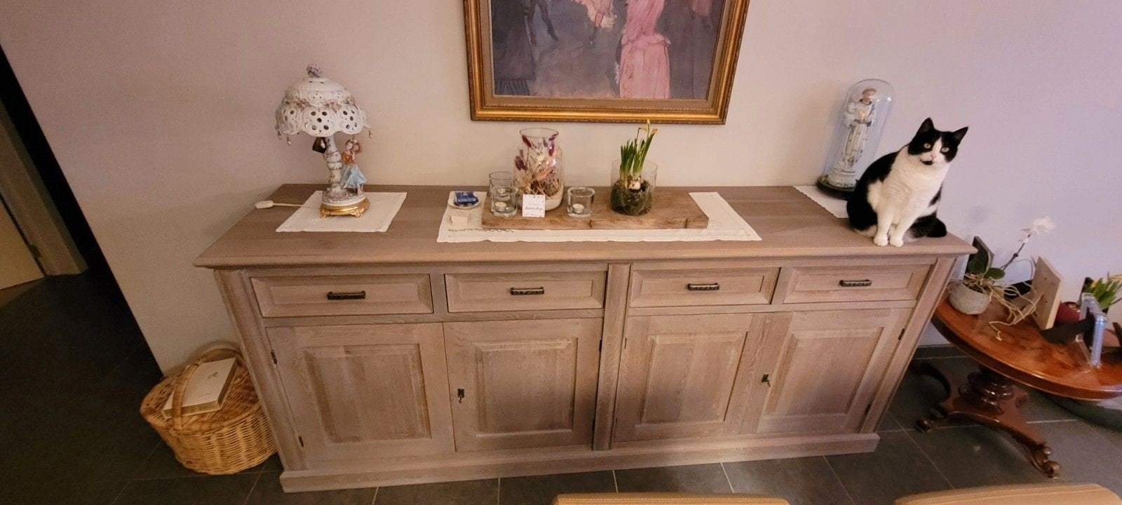 Dressoir en tafel eik ,, stoelen gratis, Maison & Meubles, Armoires | Dressoirs, Enlèvement