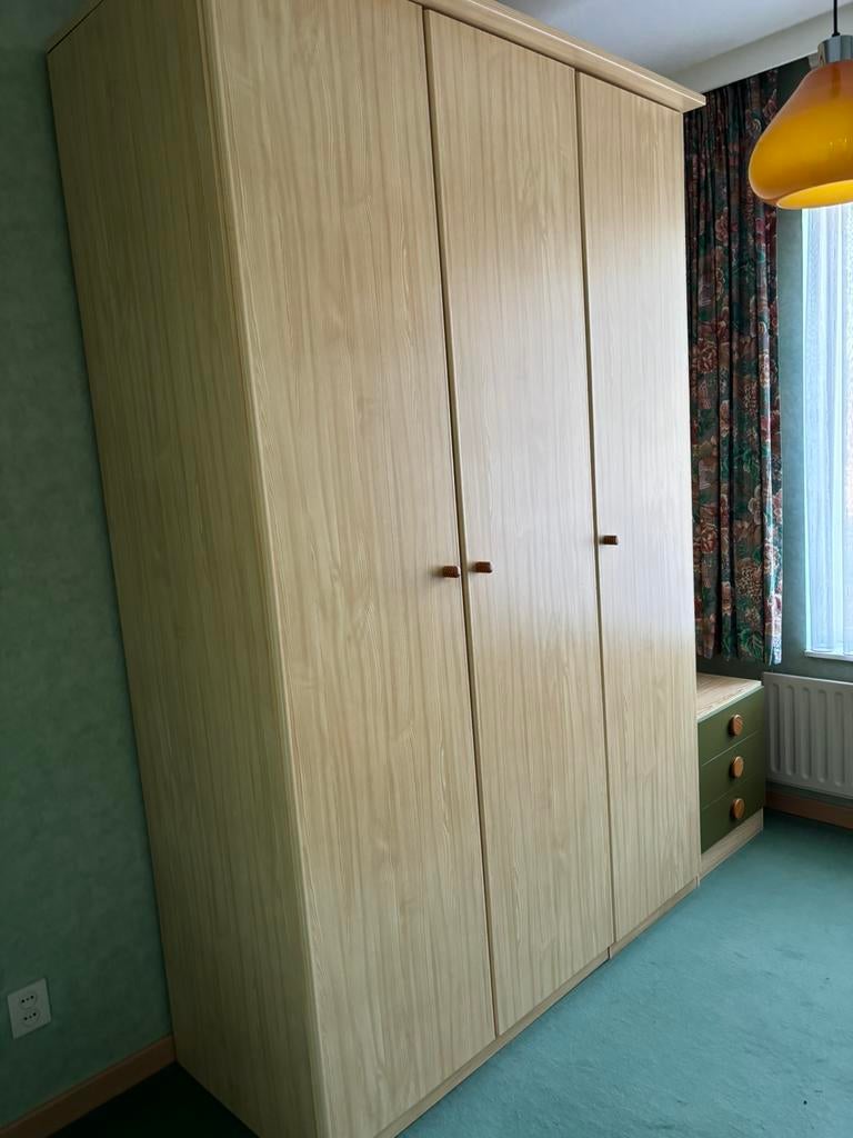 Slaapkamer kast, Huis en Inrichting, Kasten | Kleerkasten, Ophalen, Zo goed als nieuw