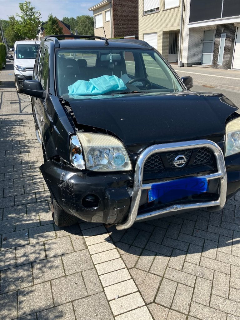 2005 SUV - Nissan X-Trail (T30) Nissan X-Trail (T30), Autos, Achat, Boîte manuelle, 5 portes, Diesel