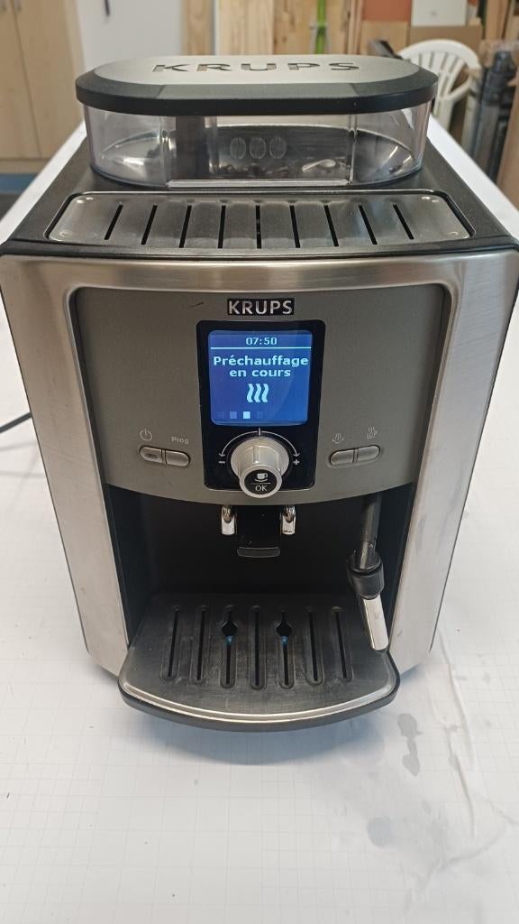 Machine à café automatique KRUPS, Electroménager, Cafetières, Reconditionné, Café moulu, Café en grains, Machine à espresso, 1 tasse