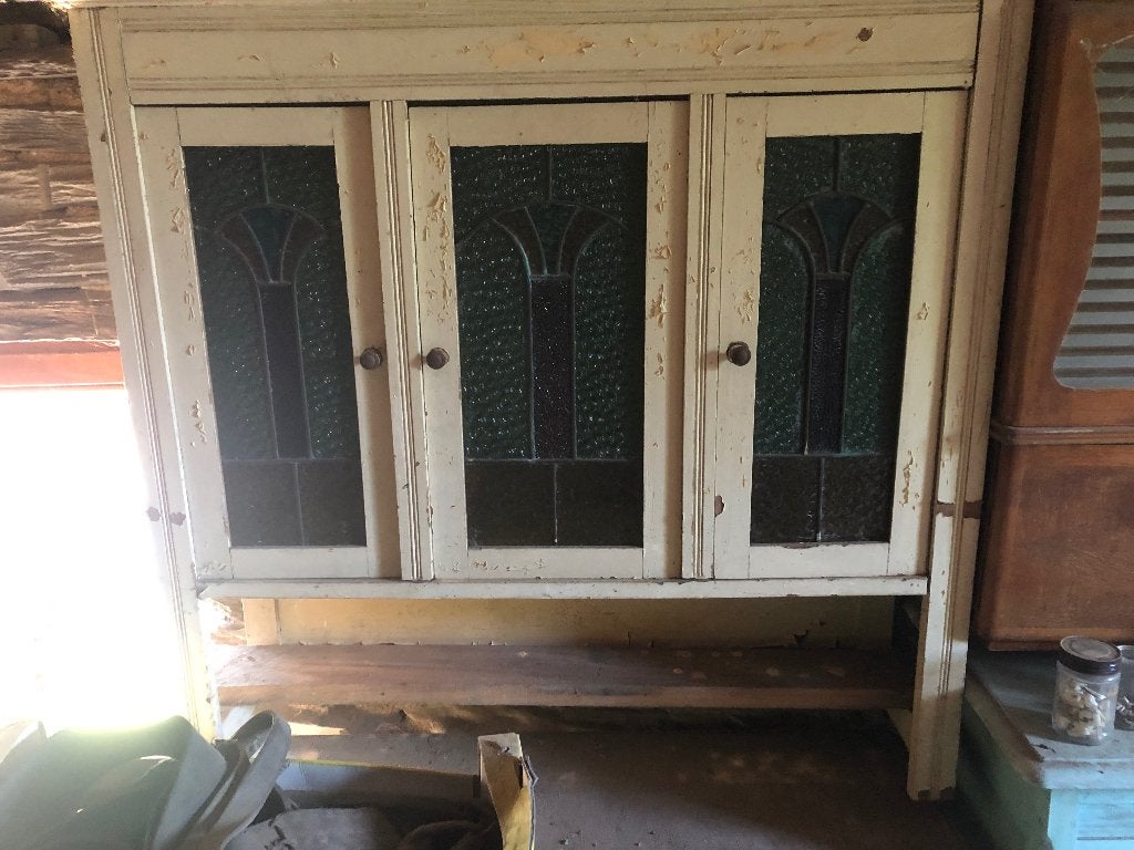 Vintage kast met 3 glas in lood raampjes, Antiek en Kunst, Ophalen