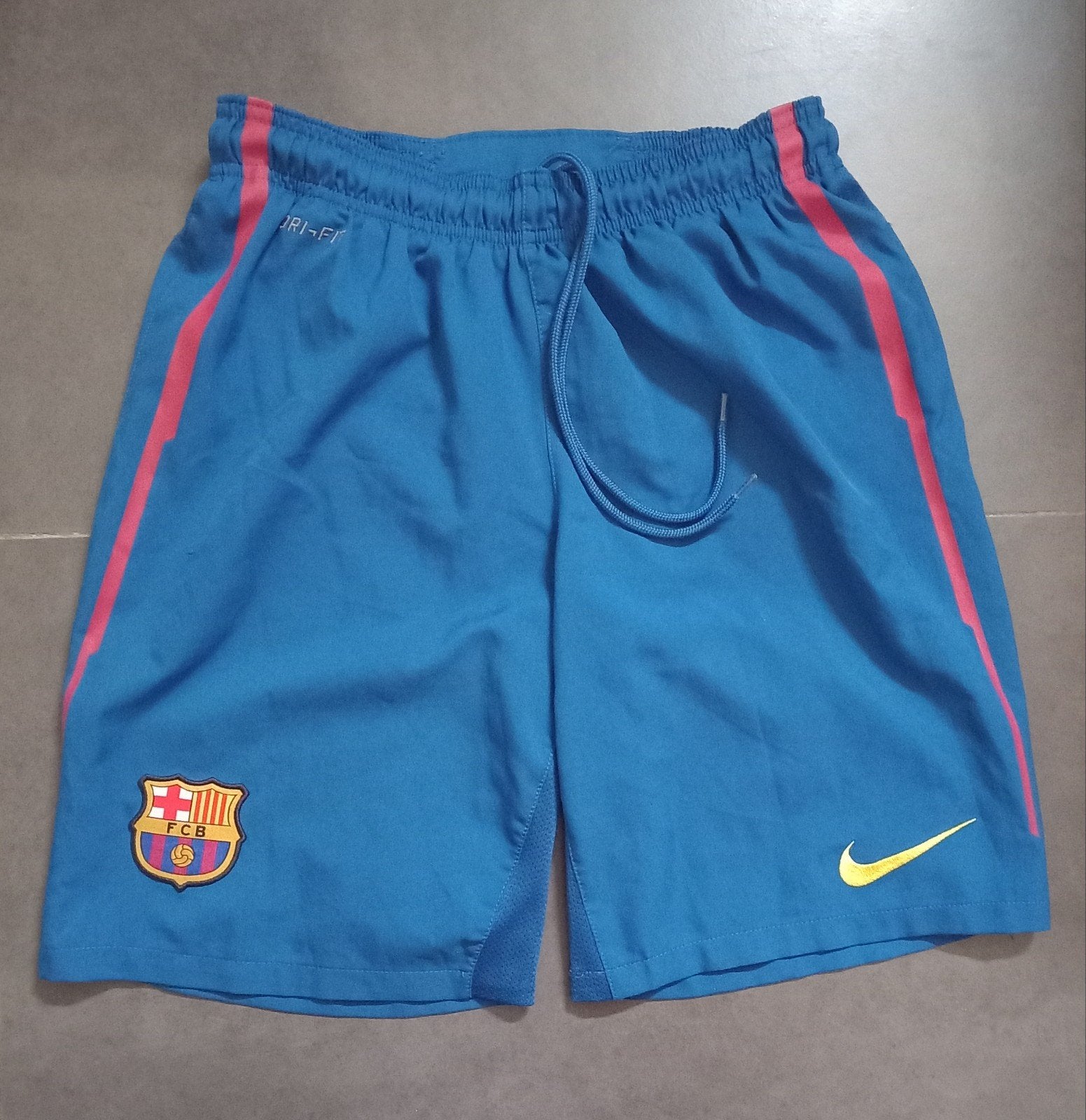 Pantalons de football - Barcelone -> 3€, Enlèvement, Comme neuf, Maillot