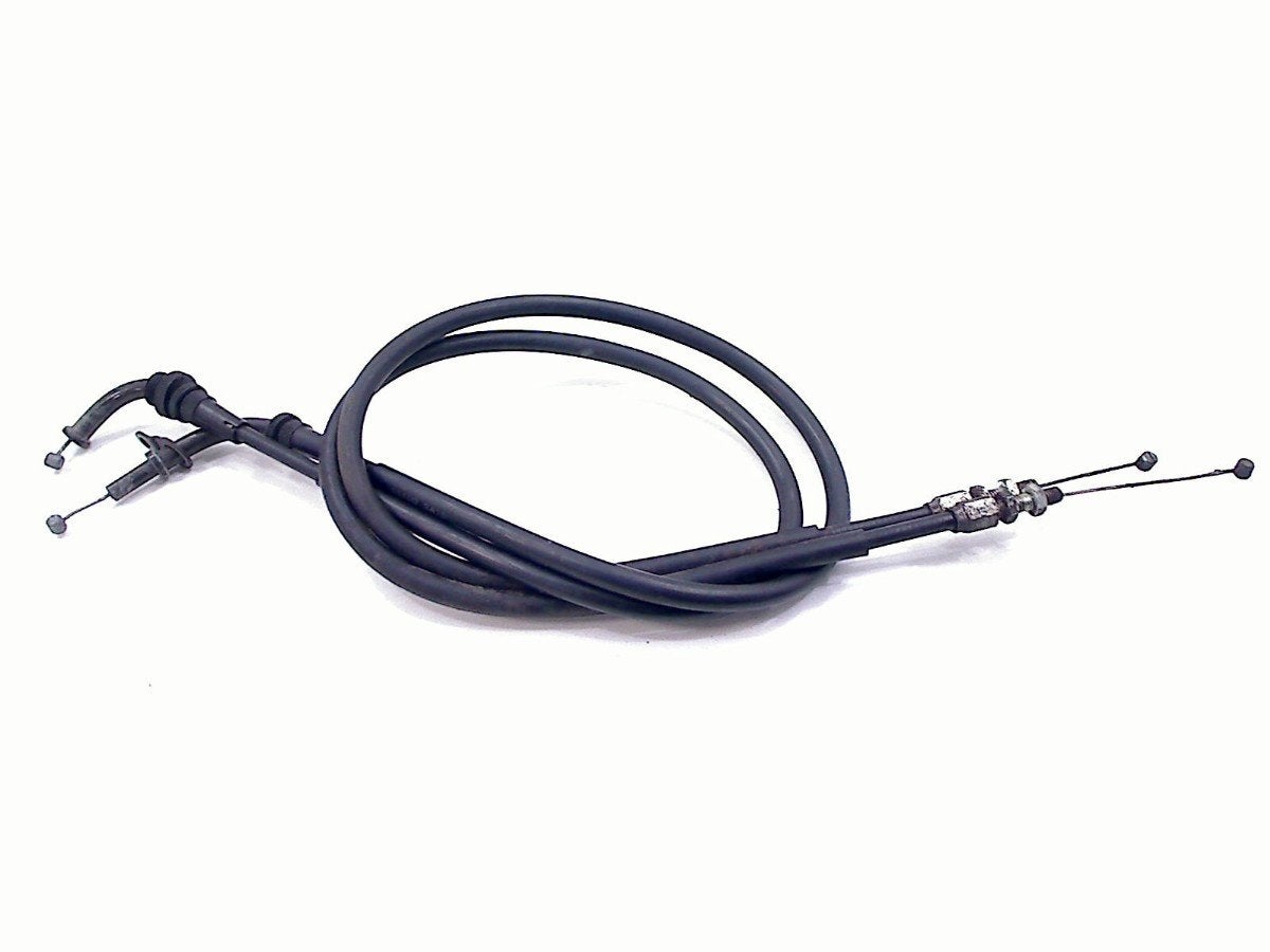 CABLE ACCELERATEUR GSF 600 Bandit 2000-2004 (GSF600 MK2), Dhr. S. di Majo, Utilisé, Info@cama-motorparts.nl, P.J. Troelstraweg 8 8
3144 CX  MAASSLUIS, NL