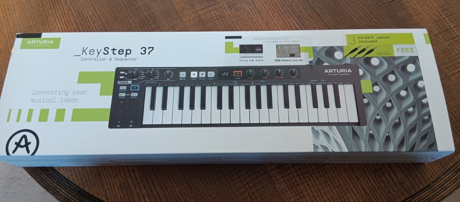Arturia keystep 37 black, Muziek en Instrumenten, Midi-apparatuur, Ophalen of Verzenden, Zo goed als nieuw