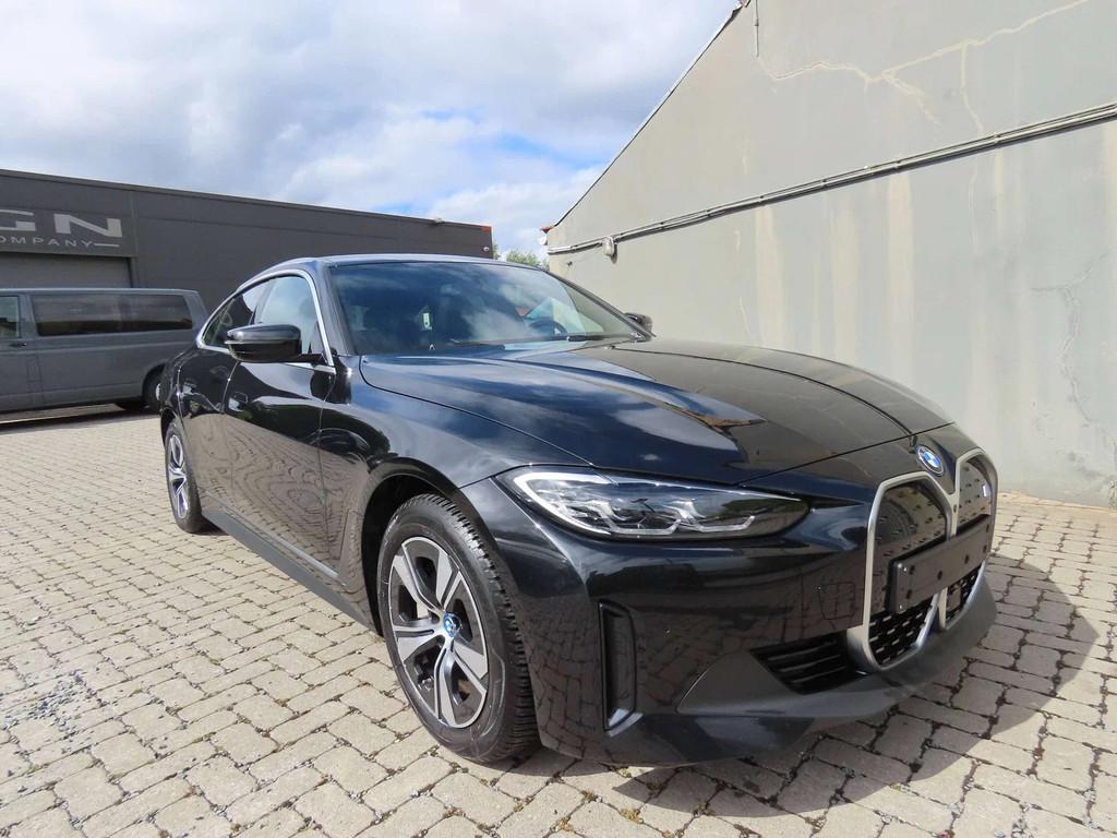 BMW i4 i4 Gran Coupe 83.9 kWh eDrive40 (automatique), Achat, Entreprise, 5 portes, Automatique