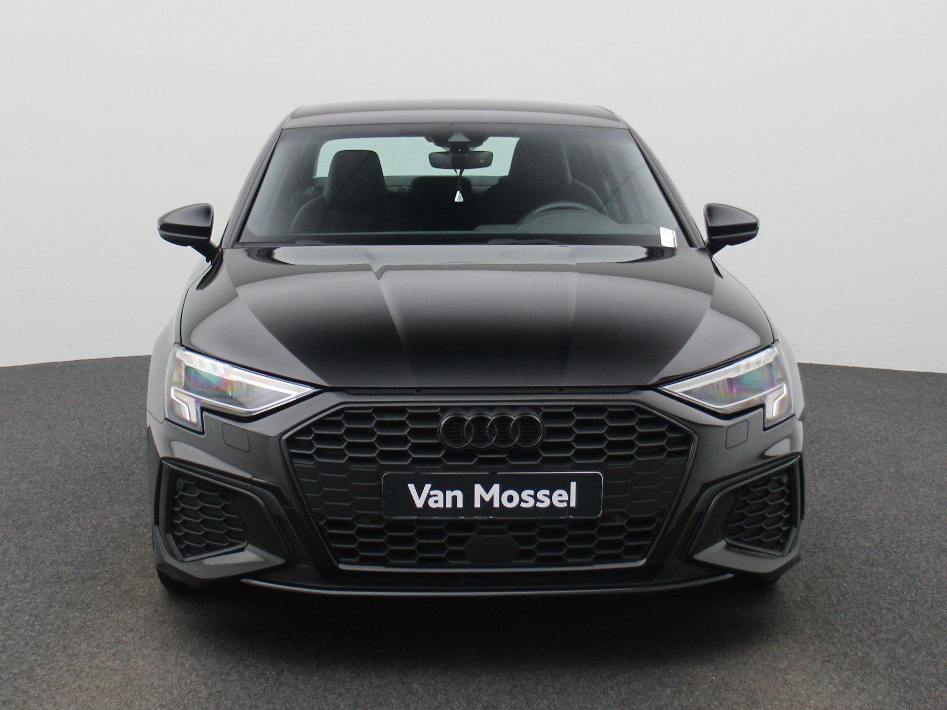 Audi A3 Berline 1.0 TFSi 30 81kW S tronic S line BE, Autos, 1360 kg, Achat, Entreprise, Carnet d'entretien