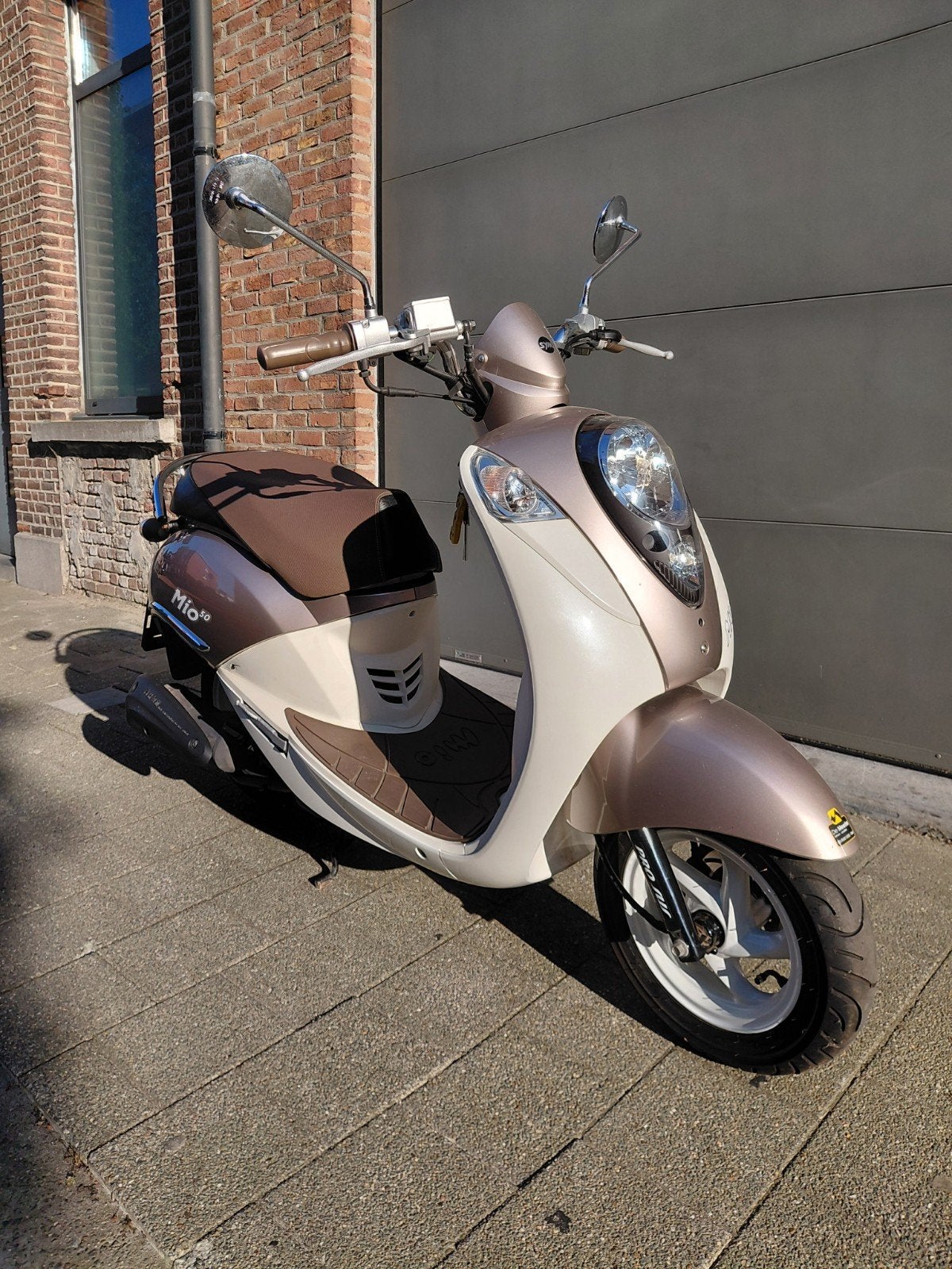 Sym Mio 50cc A klassz, Fietsen en Brommers, Scooters | SYM, Mio, Ophalen