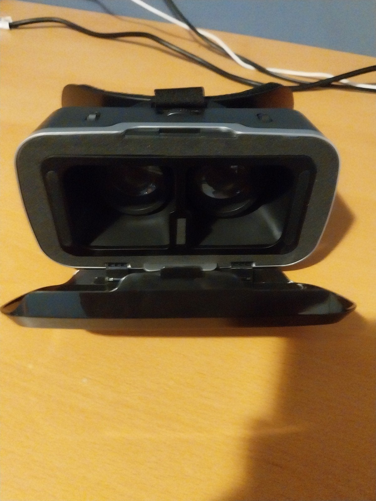 Vr bril voor een telefoon in te steken., Consoles de jeu & Jeux vidéo, Virtual Reality, Enlèvement ou Envoi, Comme neuf, Lunettes VR