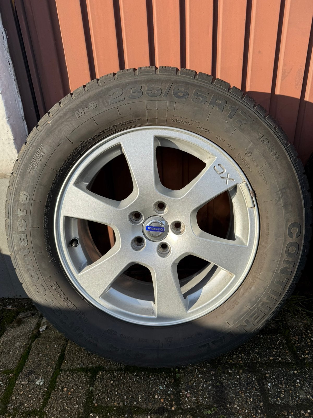 Originele Volvo 17” winterset – Continental – 6 mm profiel, Auto-onderdelen, Ophalen, Winterbanden, Banden en Velgen