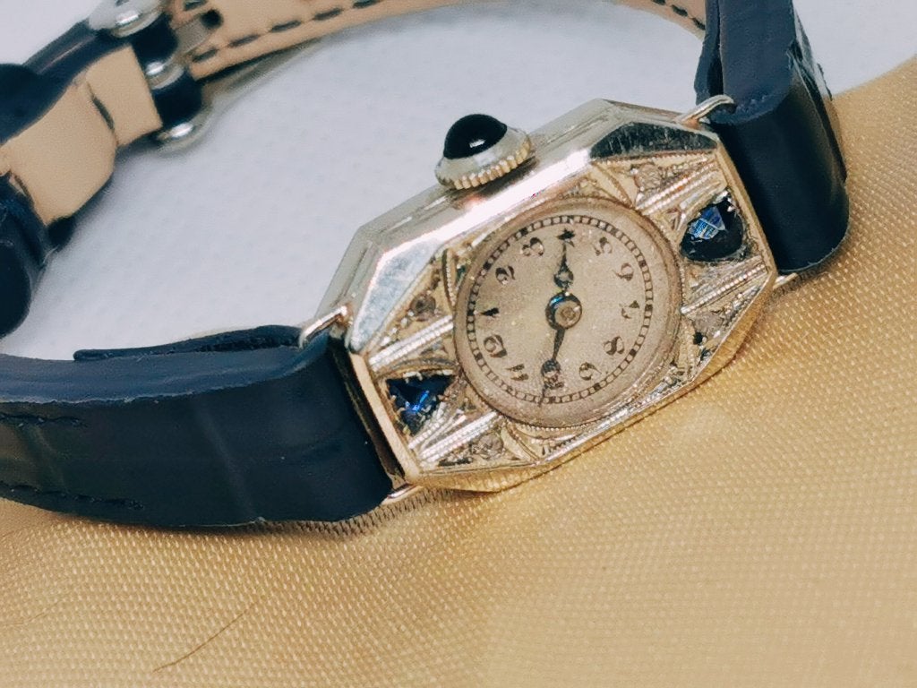 Antieke platinum horloge met saffieren en diamanten, Handtassen en Accessoires, Antieke sieraden, Ophalen of Verzenden, Overige materialen