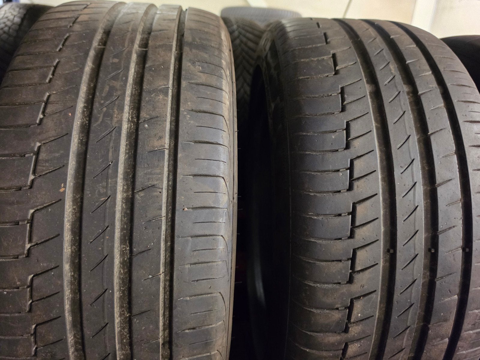 225/45 r17 Continental 45€ chacun avec montage, Enlèvement ou Envoi