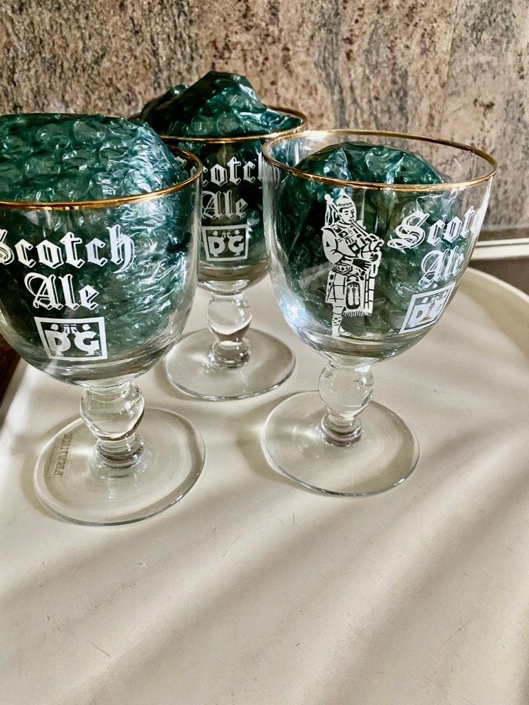 De Gheest Scotch Ale Aalst 3 bierglazen., Ophalen, Zo goed als nieuw, Glas of Glazen, Overige merken