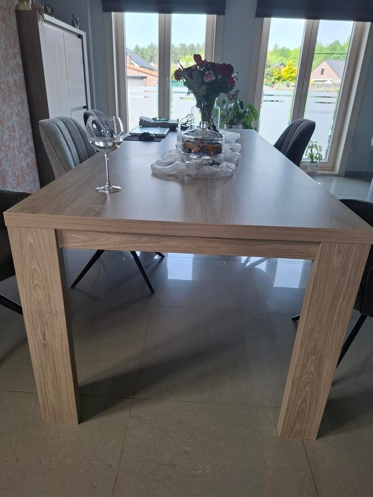 Eettafel 220 cm, Huis en Inrichting, Ophalen