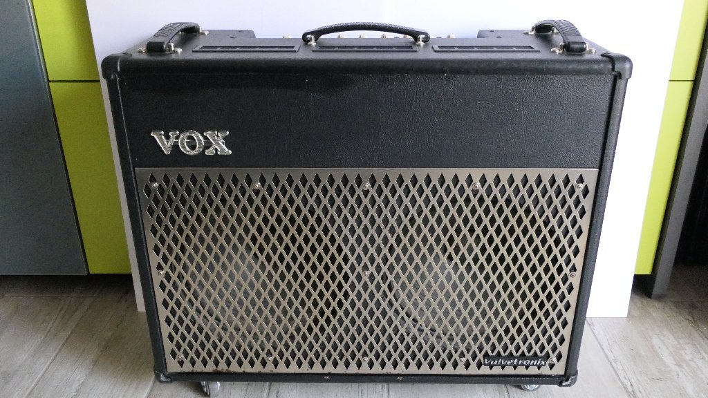 Vox VT100 gitaarversterker, Muziek en Instrumenten, Ophalen, Zo goed als nieuw, Gitaar, 100 watt of meer
