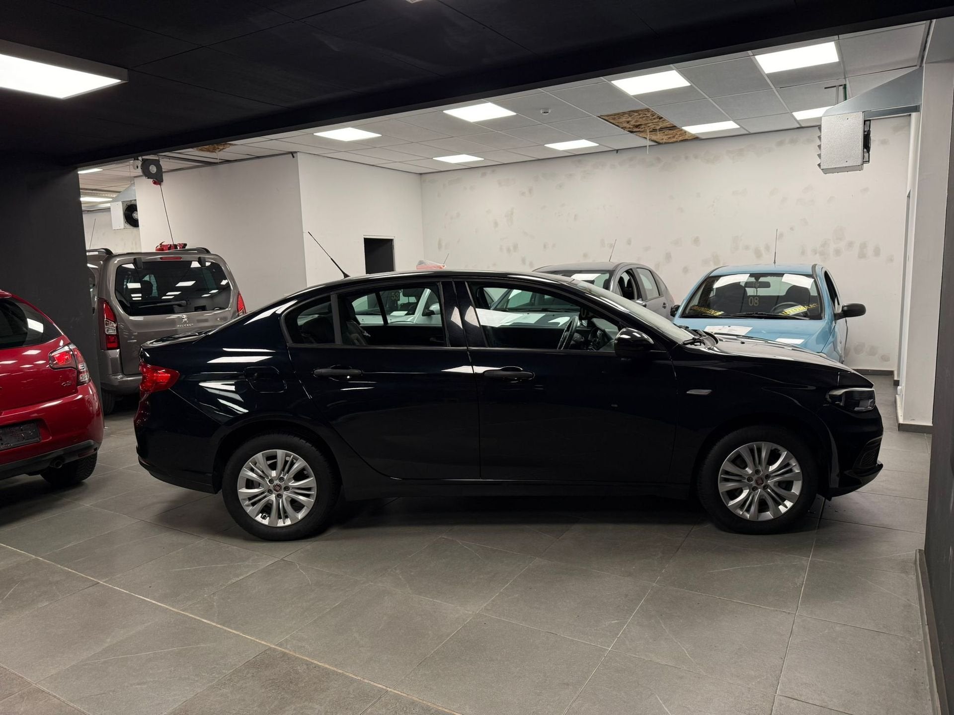 Fiat Tipo 2017 BENZINE 40,000 KM, Autos, 1304 kg, Achat, Euro 6, Boîte manuelle
