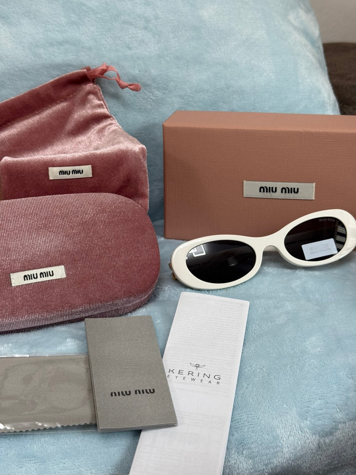 Miu Miu Zonnebril Nieuw | Ivoor Frame Donkergrijze Lens, Overige merken, Zonnebril, Wit, Nieuw